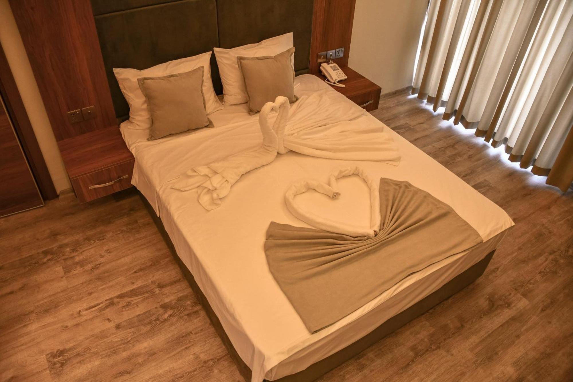 Mimoza Beach Hotel Agios Sergios Luaran gambar